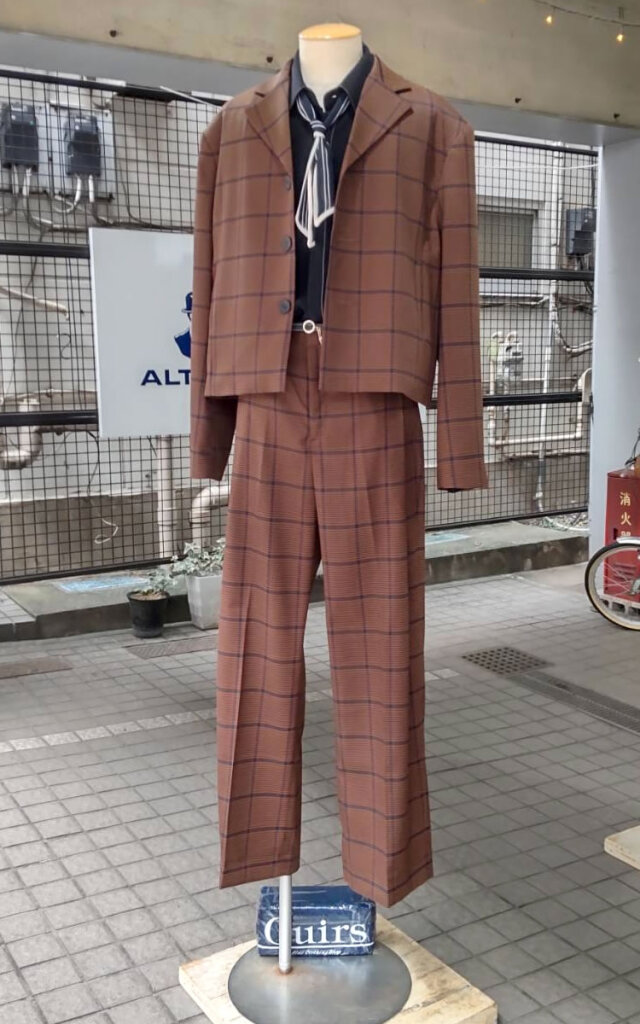 新着】Cuirs(キュイー)メンズベルト チェーンバックルベルト 新着】Cuirs(キュイー)メンズベルト チェーンバックルベルト